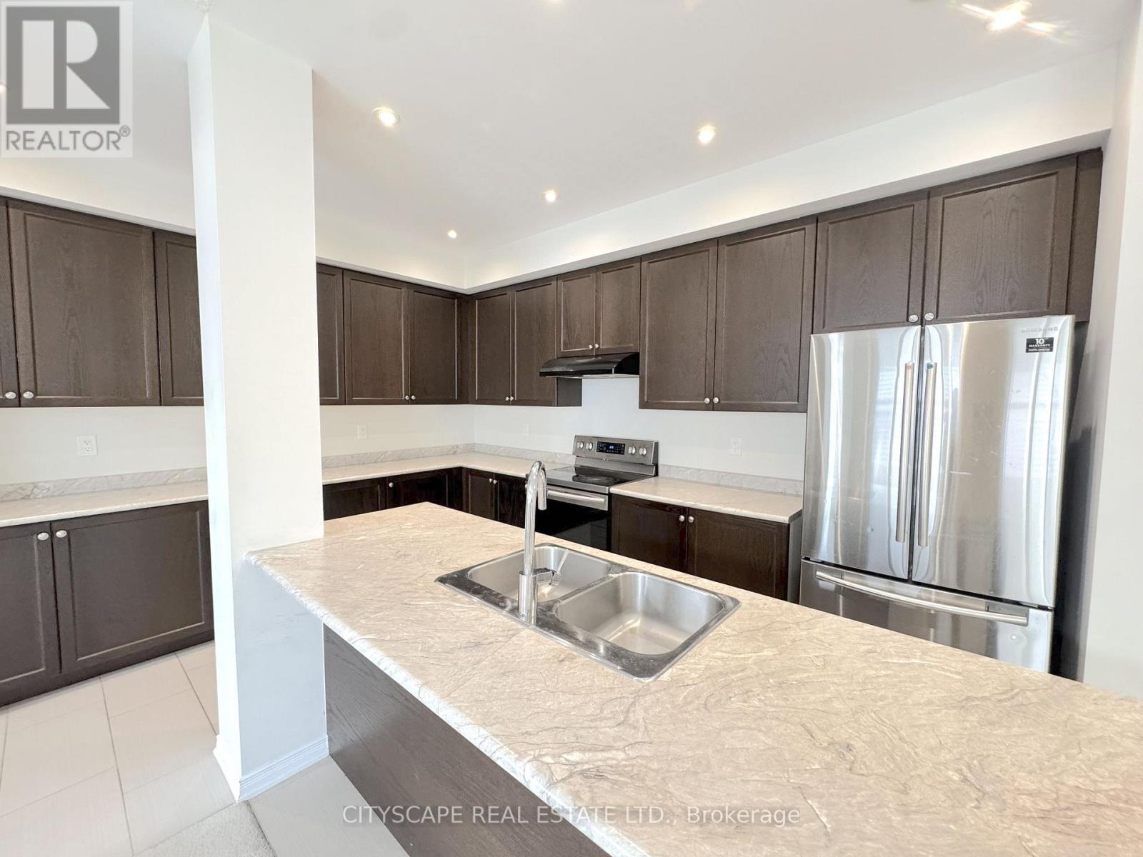 32 Mull Avenue, Haldimand, Ontario  N3W 0B9 - Photo 11 - X12699636