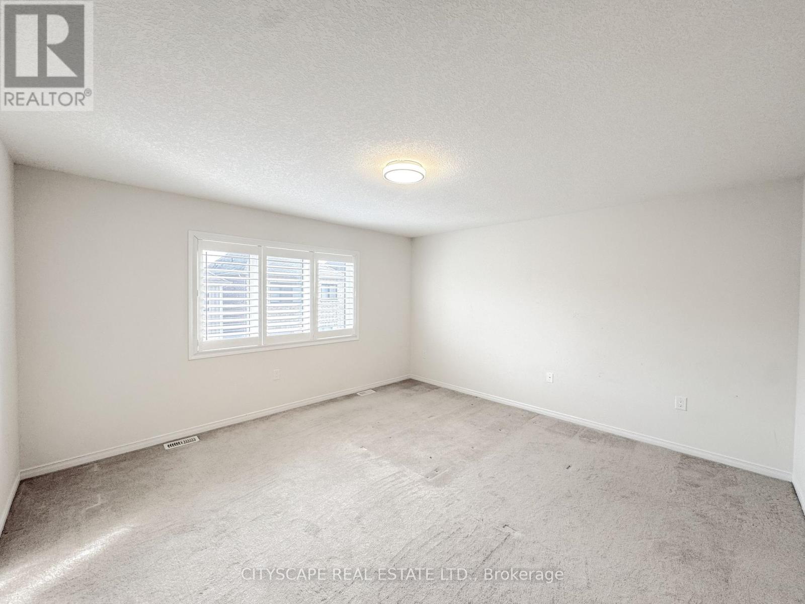 32 Mull Avenue, Haldimand, Ontario  N3W 0B9 - Photo 16 - X12699636