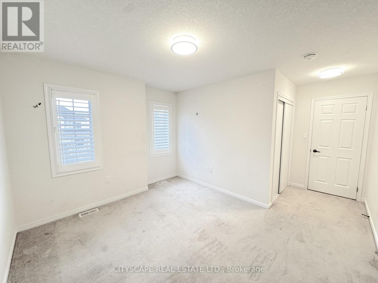 32 Mull Avenue, Haldimand, Ontario  N3W 0B9 - Photo 23 - X12699636