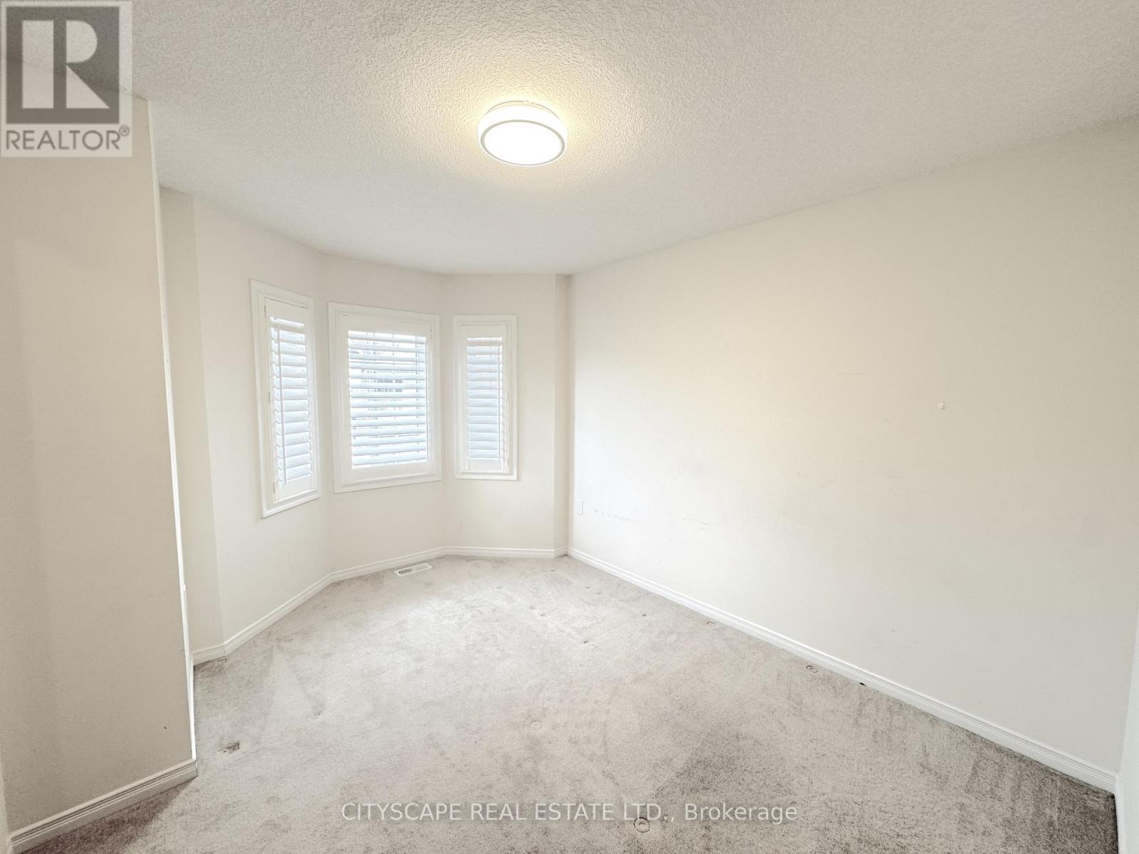 32 Mull Avenue, Haldimand, Ontario  N3W 0B9 - Photo 25 - X12699636