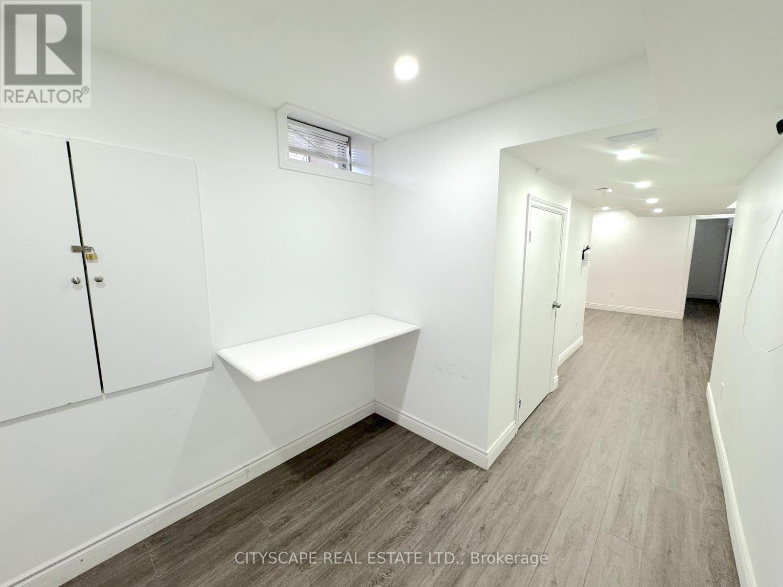 32 Mull Avenue, Haldimand, Ontario  N3W 0B9 - Photo 37 - X12699636