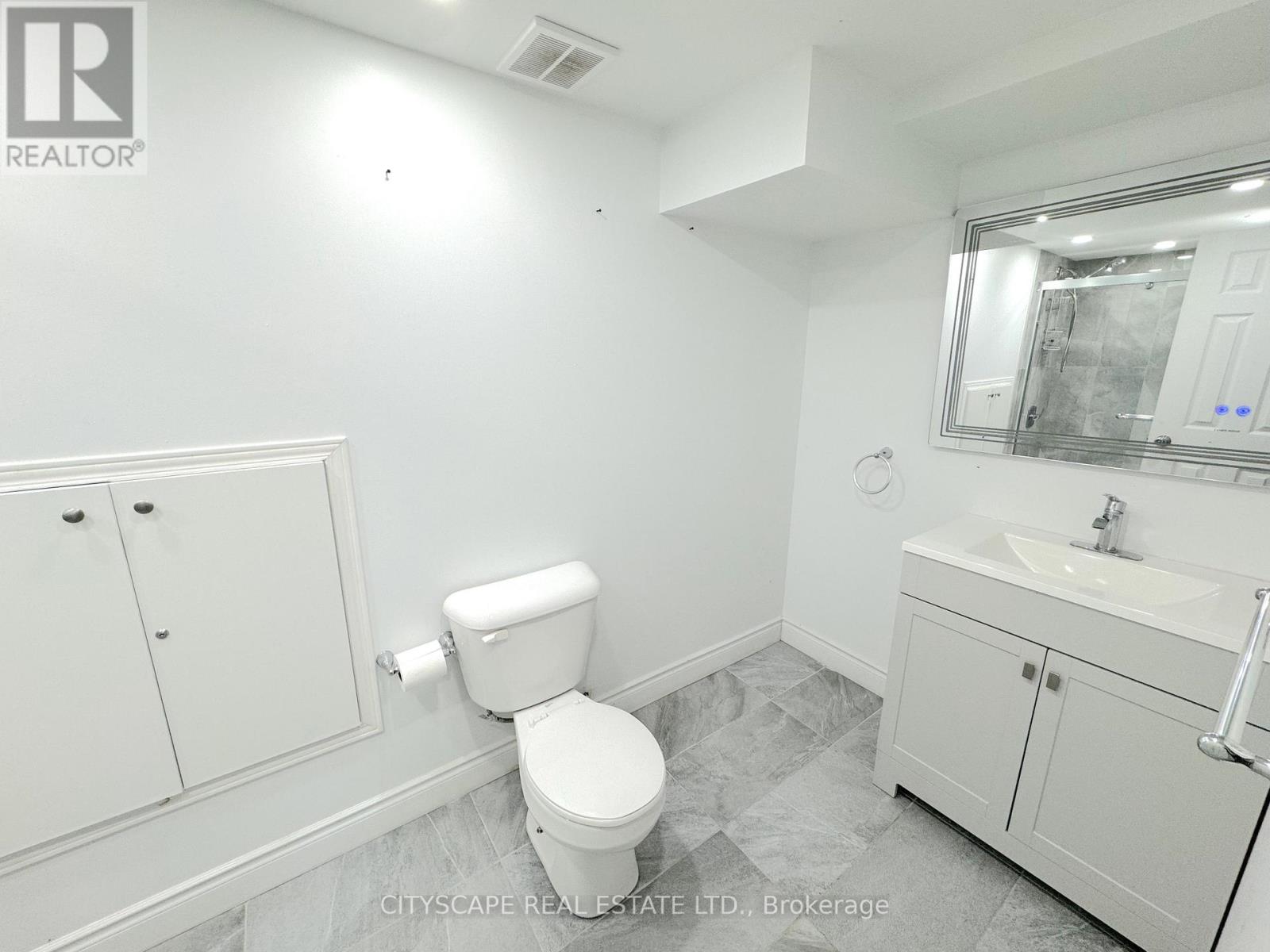 32 Mull Avenue, Haldimand, Ontario  N3W 0B9 - Photo 42 - X12699636