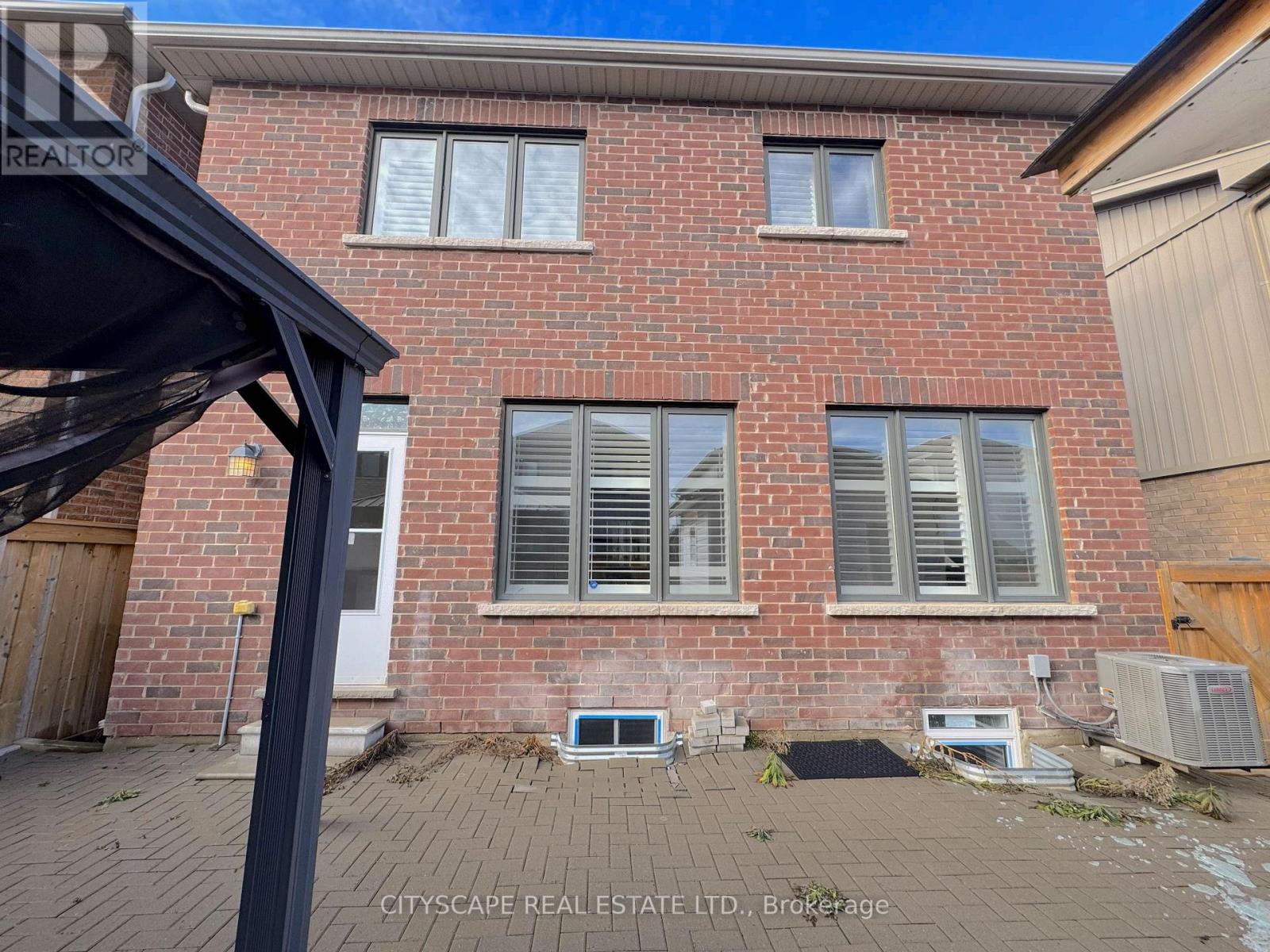 32 Mull Avenue, Haldimand, Ontario  N3W 0B9 - Photo 46 - X12699636