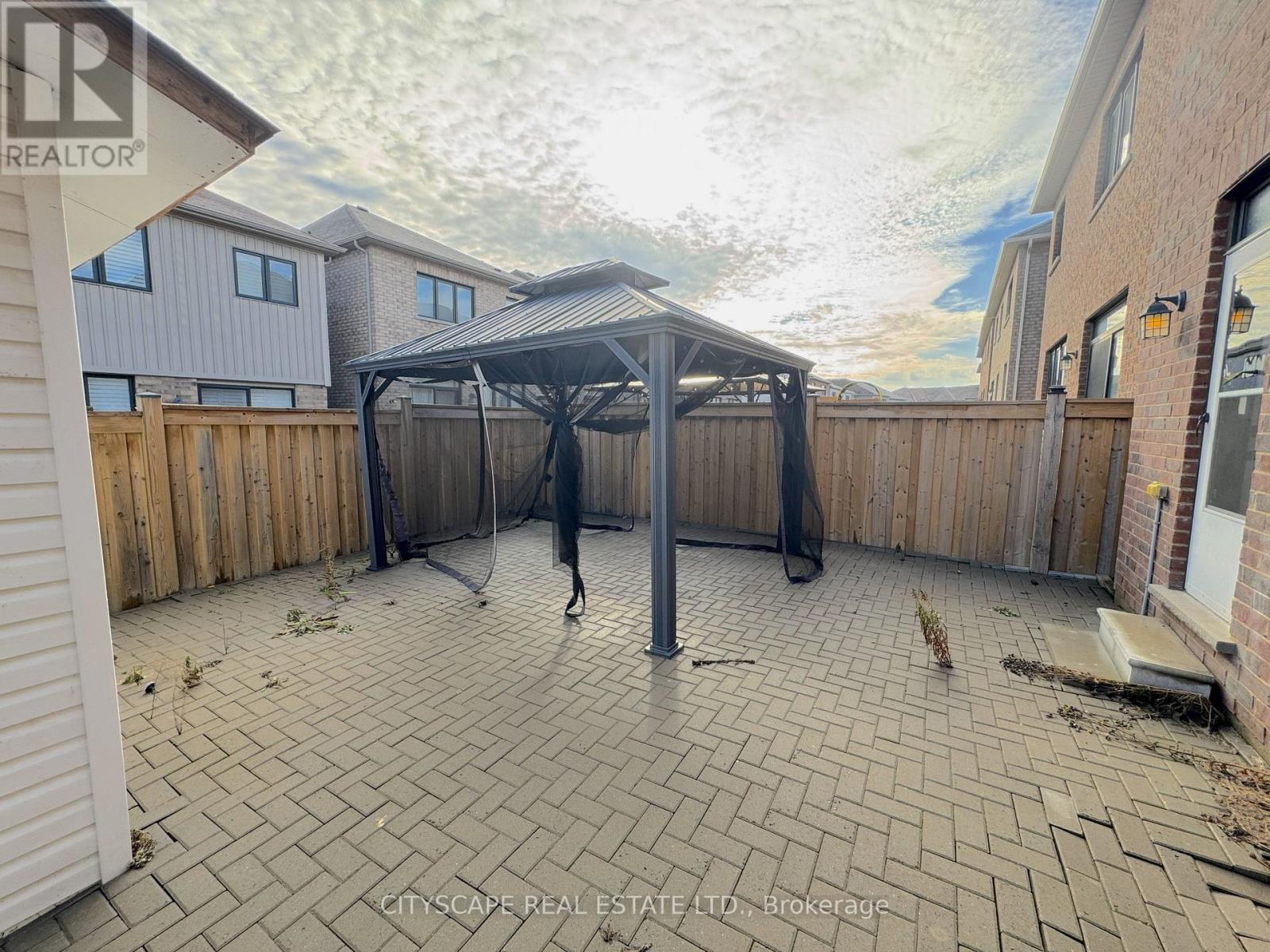 32 Mull Avenue, Haldimand, Ontario  N3W 0B9 - Photo 48 - X12699636