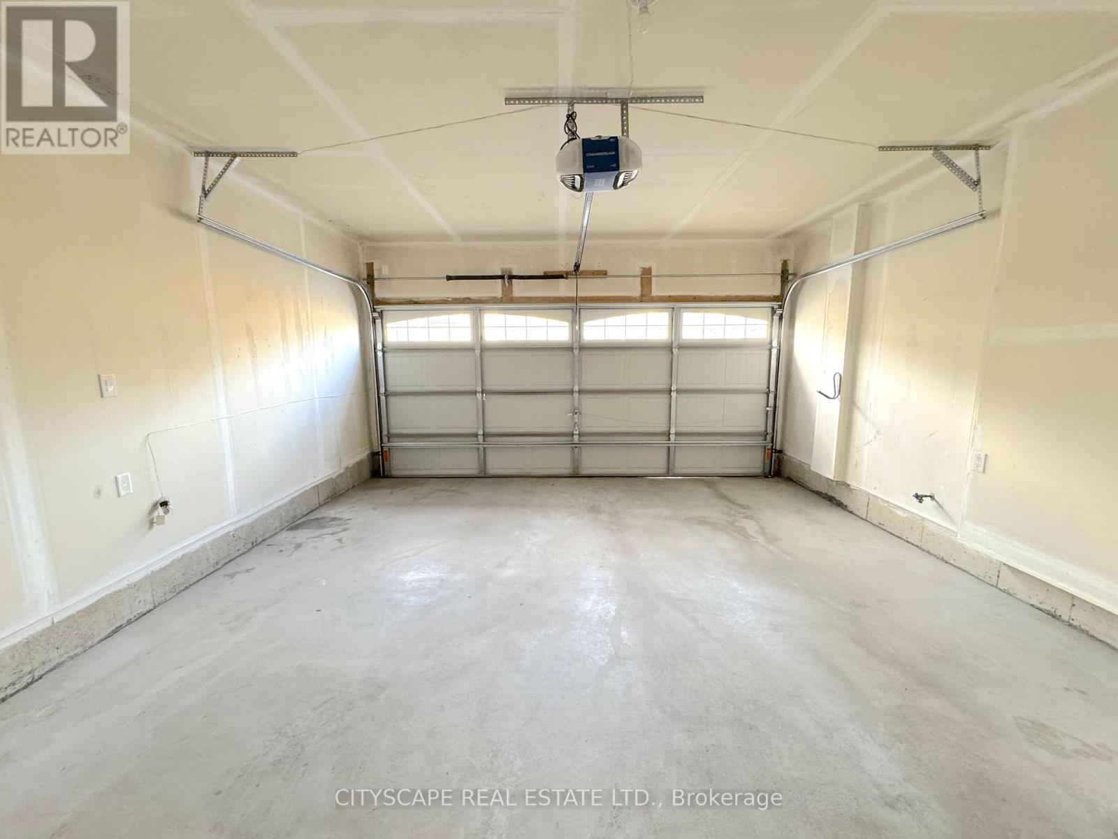 32 Mull Avenue, Haldimand, Ontario  N3W 0B9 - Photo 49 - X12699636