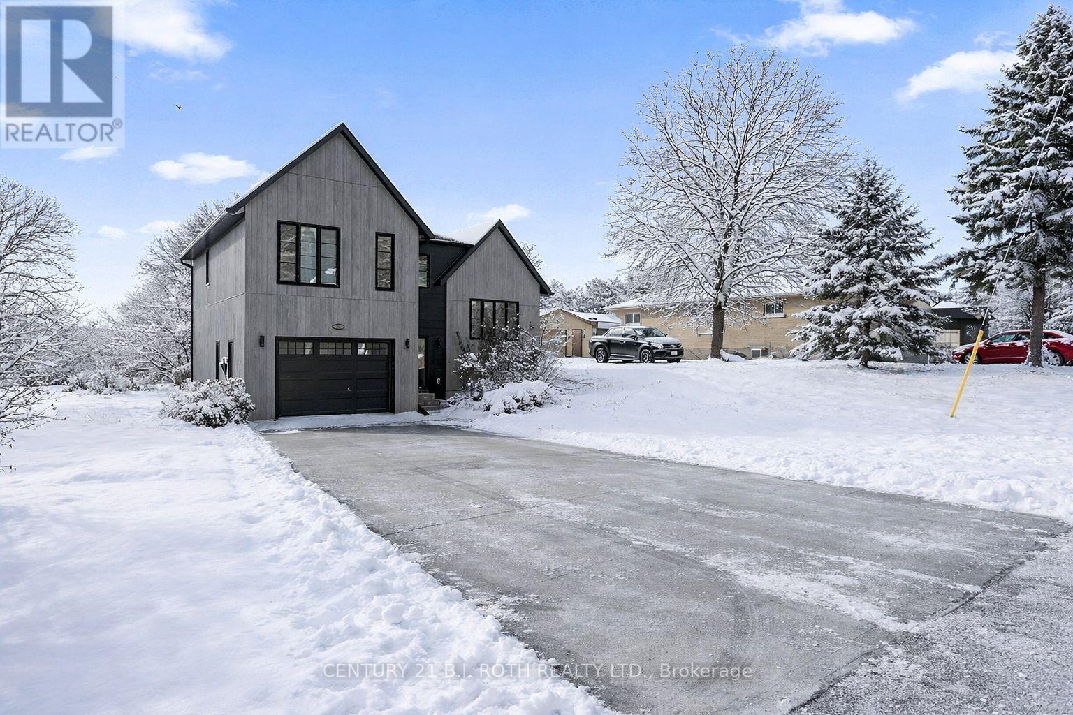 1076 7th Avenue, Hanover, Ontario  N4N 2K1 - Photo 1 - X12699644