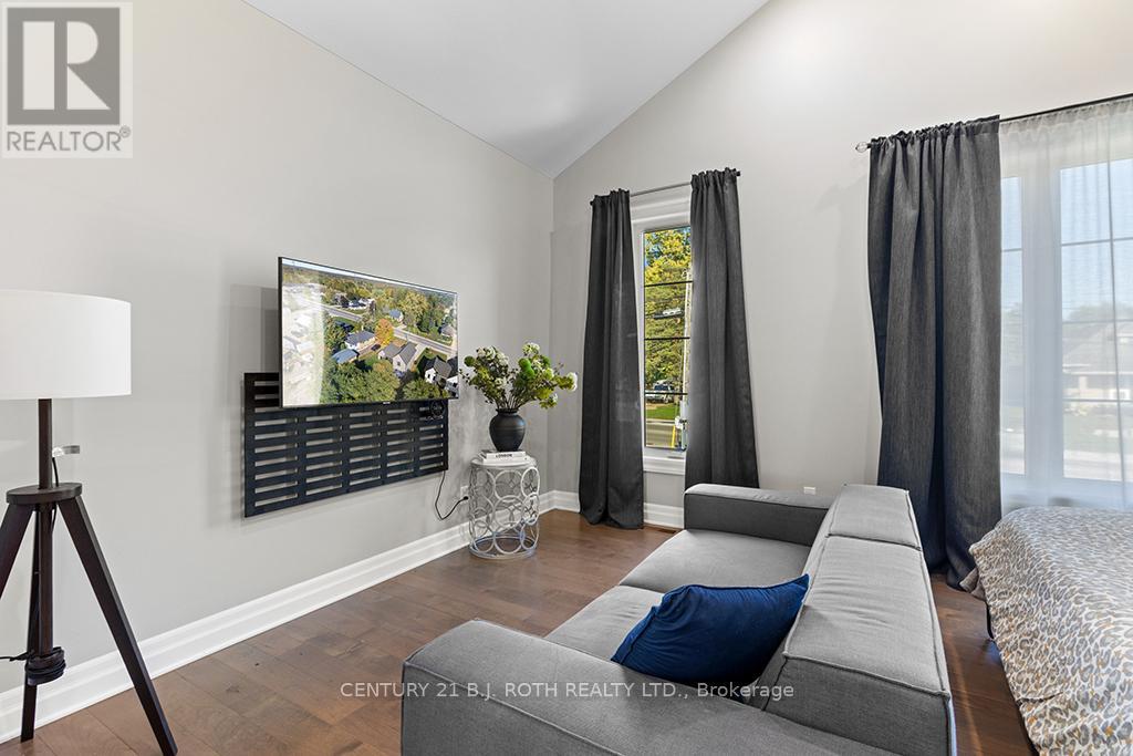 1076 7th Avenue, Hanover, Ontario  N4N 2K1 - Photo 22 - X12699644