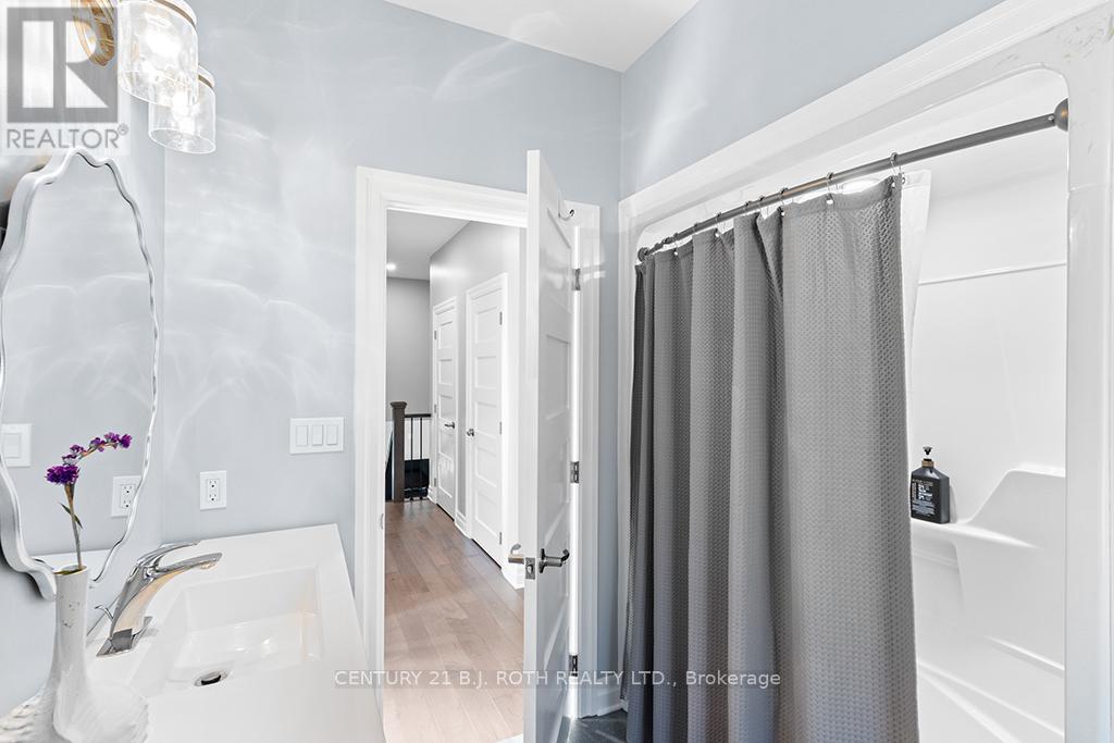 1076 7th Avenue, Hanover, Ontario  N4N 2K1 - Photo 32 - X12699644