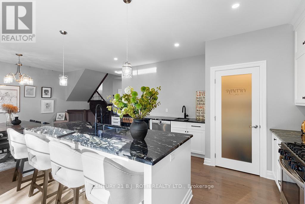 1076 7th Avenue, Hanover, Ontario  N4N 2K1 - Photo 9 - X12699644