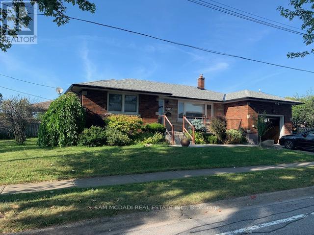 Upper - 7003 Ann Street, Niagara Falls, Ontario  L2G 3C8 - Photo 1 - X12699670
