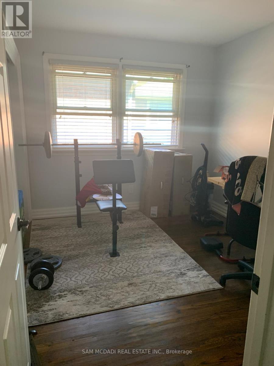 Upper - 7003 Ann Street, Niagara Falls, Ontario  L2G 3C8 - Photo 19 - X12699670