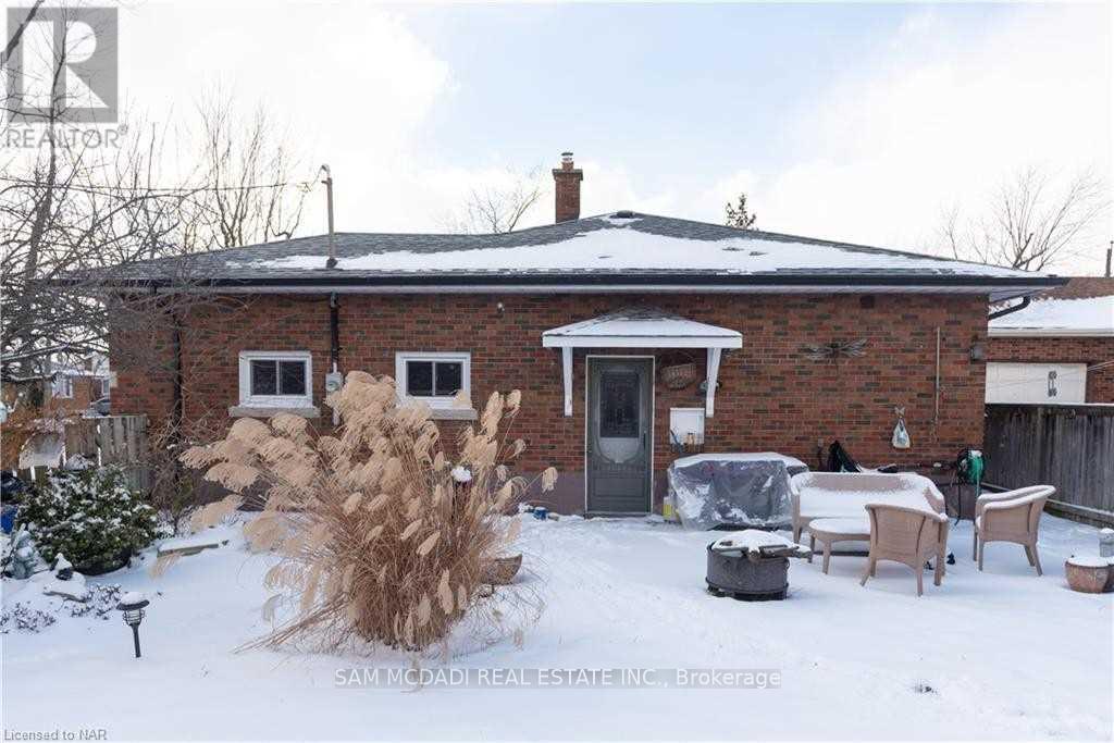 Upper - 7003 Ann Street, Niagara Falls, Ontario  L2G 3C8 - Photo 22 - X12699670