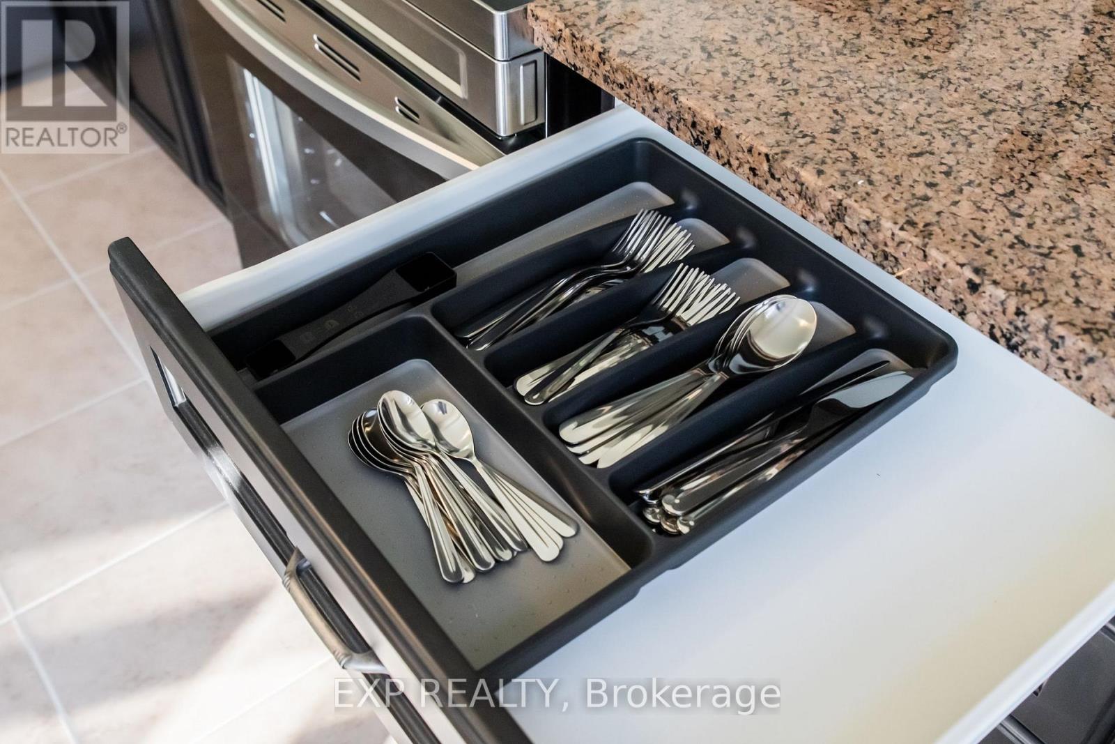 380 Beechwood Forest Lane, Gravenhurst, Ontario  P1P 0H8 - Photo 26 - X12699736