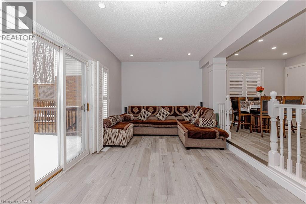 128 Karalee Crescent, Cambridge, Ontario  N3C 4H4 - Photo 15 - 40798681