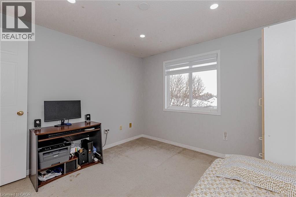 128 Karalee Crescent, Cambridge, Ontario  N3C 4H4 - Photo 33 - 40798681