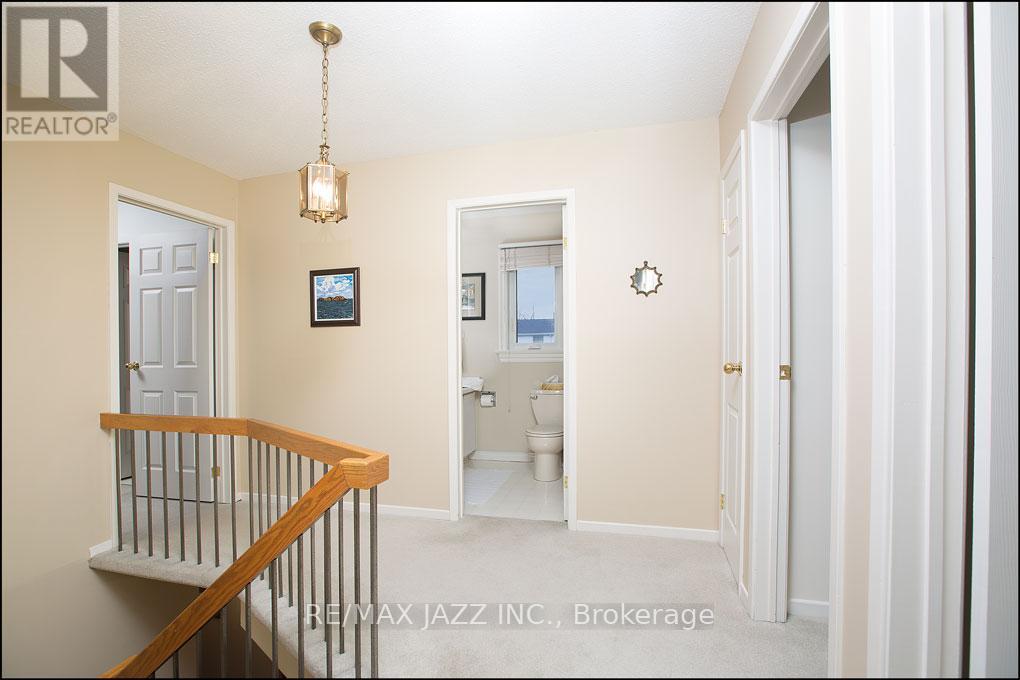 783 Millbank Road, Pickering, Ontario  L1V 3L6 - Photo 15 - E12699754