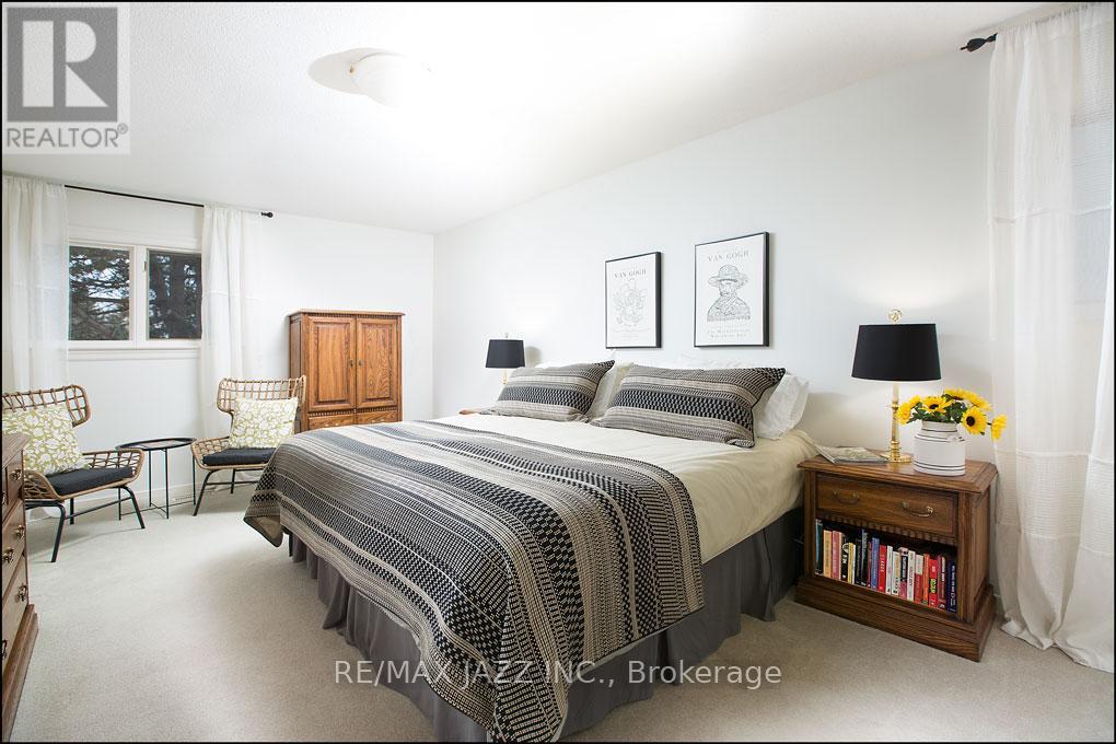 783 Millbank Road, Pickering, Ontario  L1V 3L6 - Photo 17 - E12699754