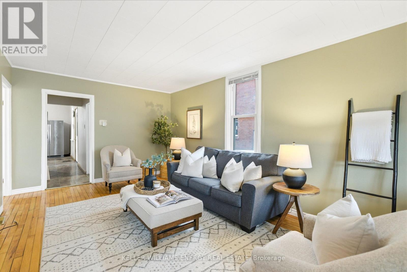 89 Burk Street, Oshawa, Ontario  L1J 4C1 - Photo 4 - E12699816