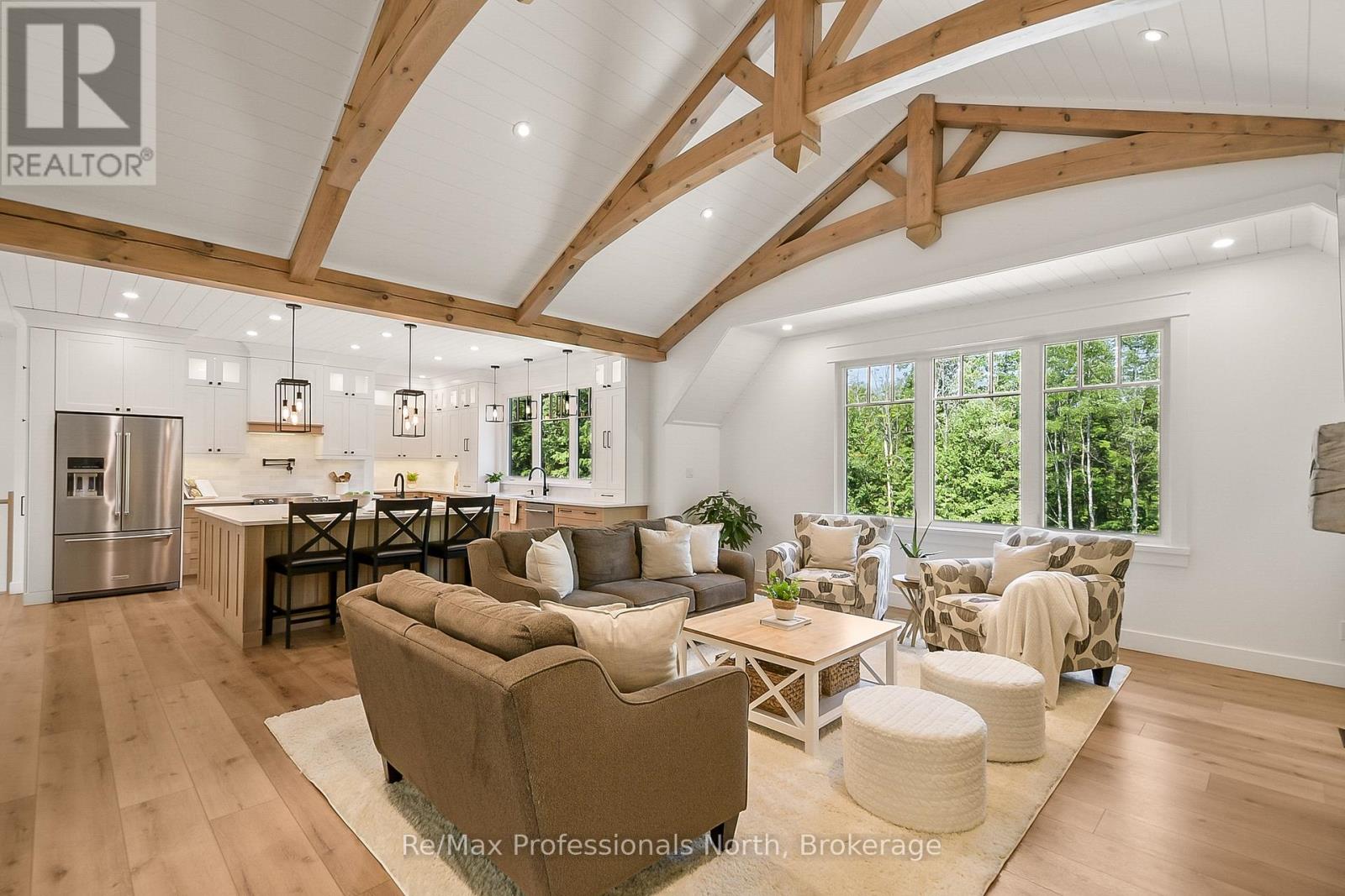 1054 Brydons Bay Road, Gravenhurst, Ontario  P1P 1R1 - Photo 16 - X12699784