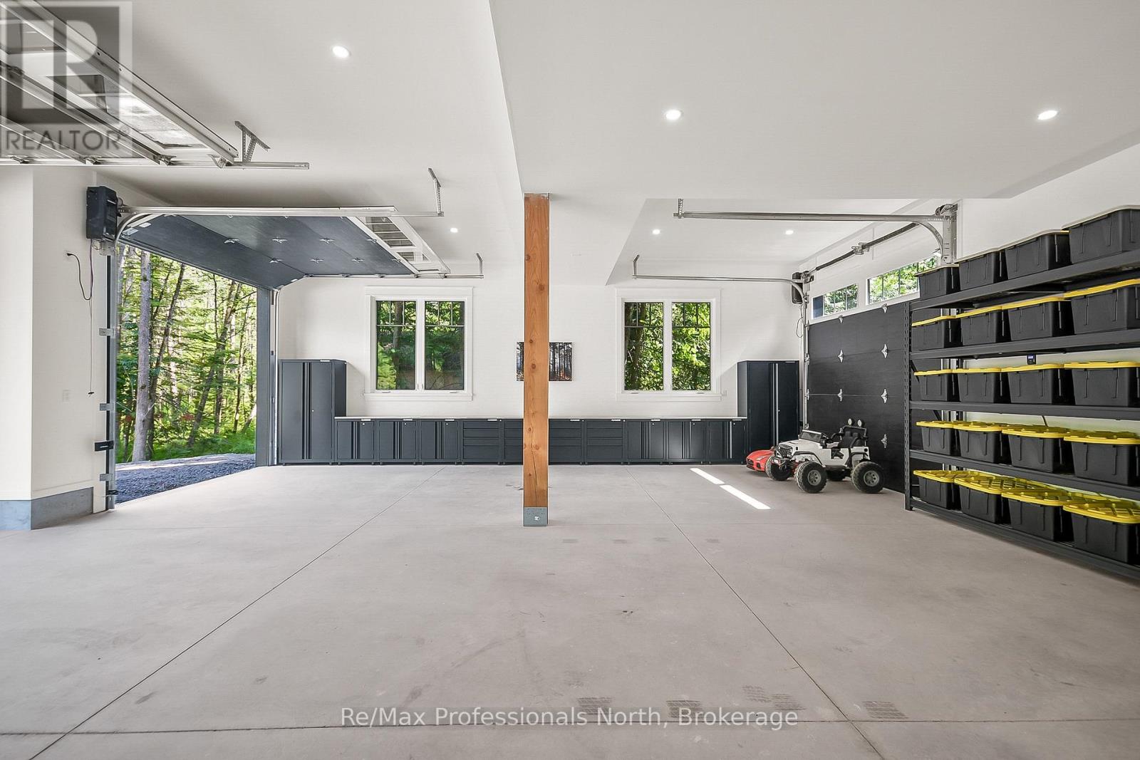 1054 Brydons Bay Road, Gravenhurst, Ontario  P1P 1R1 - Photo 25 - X12699784