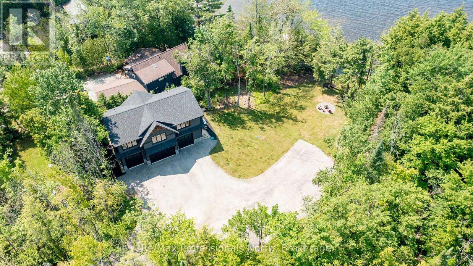 1054 Brydons Bay Road, Gravenhurst, Ontario  P1P 1R1 - Photo 49 - X12699784