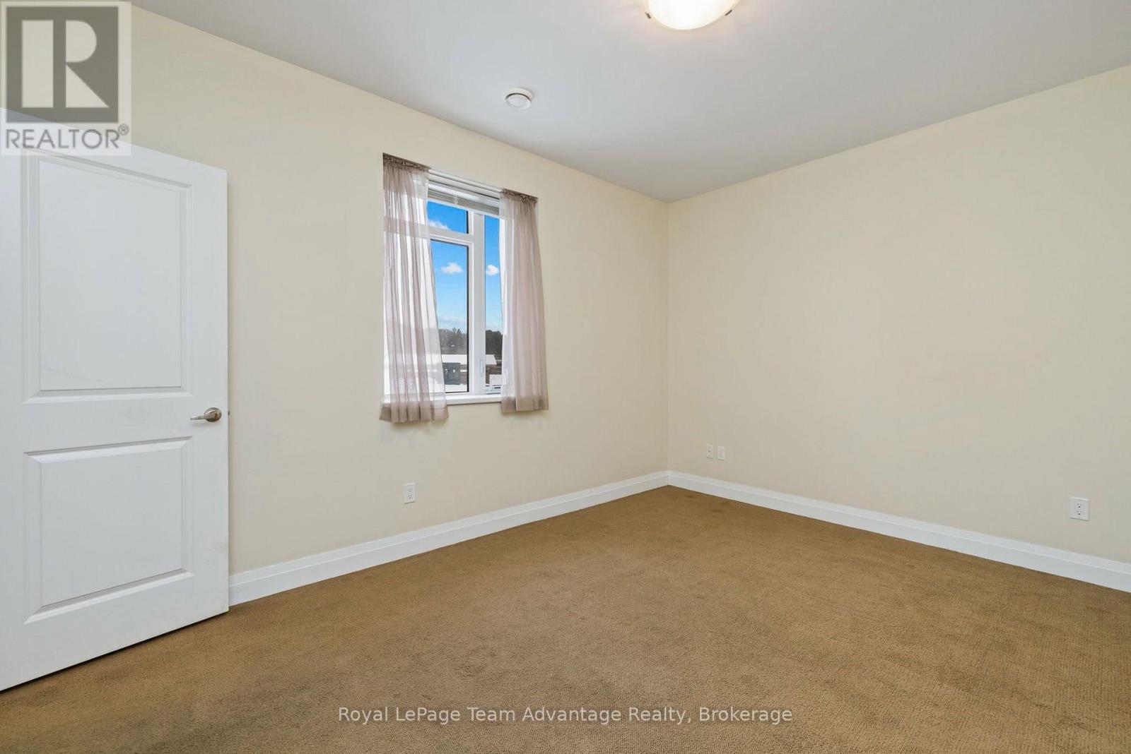 102 - 20d Silver Birch Court, Parry Sound, Ontario  P2A 0A7 - Photo 13 - X12699874