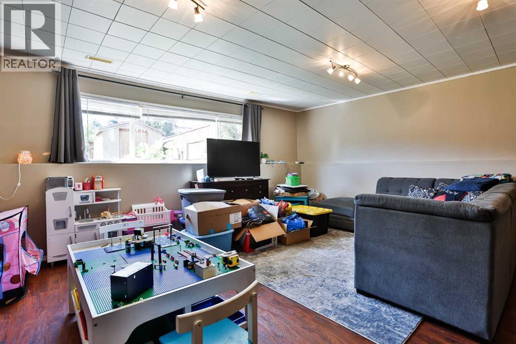 326 Lynx Crescent N, Lethbridge, Alberta  T1H 6X7 - Photo 12 - A2256070