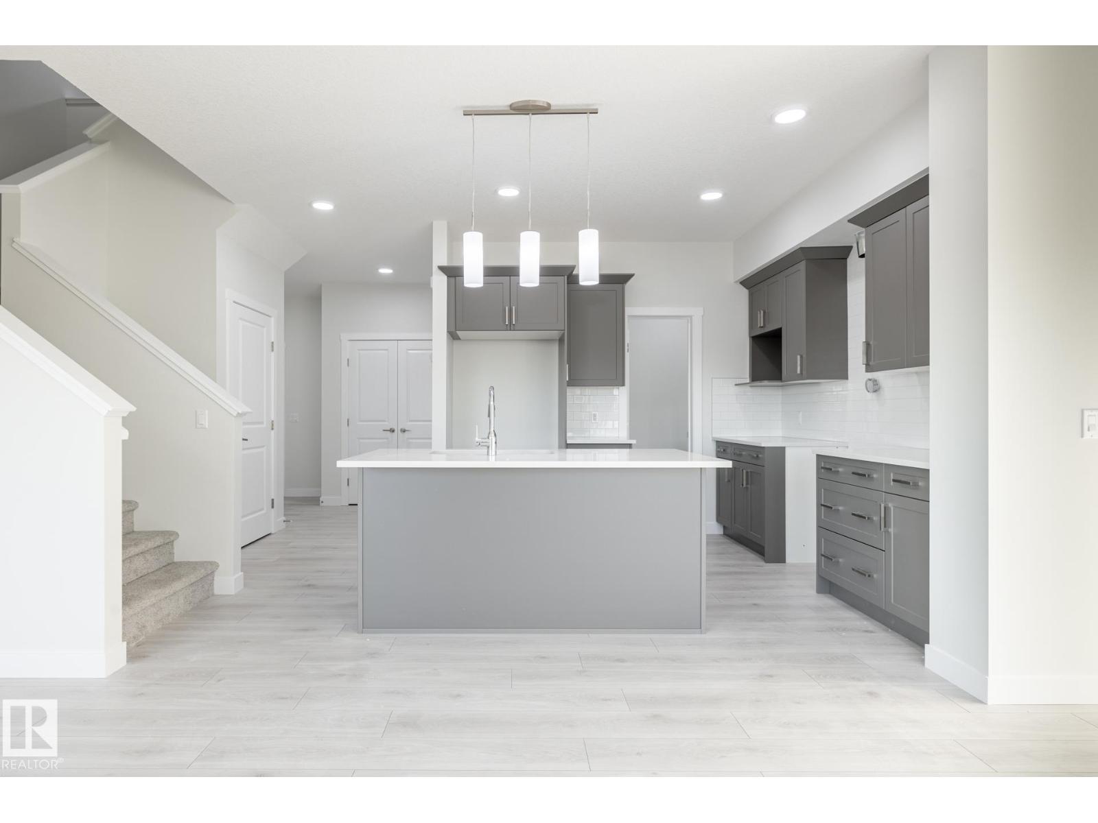 20964 22 Av Nw, Edmonton, Alberta  T6M 3G1 - Photo 12 - E4470136