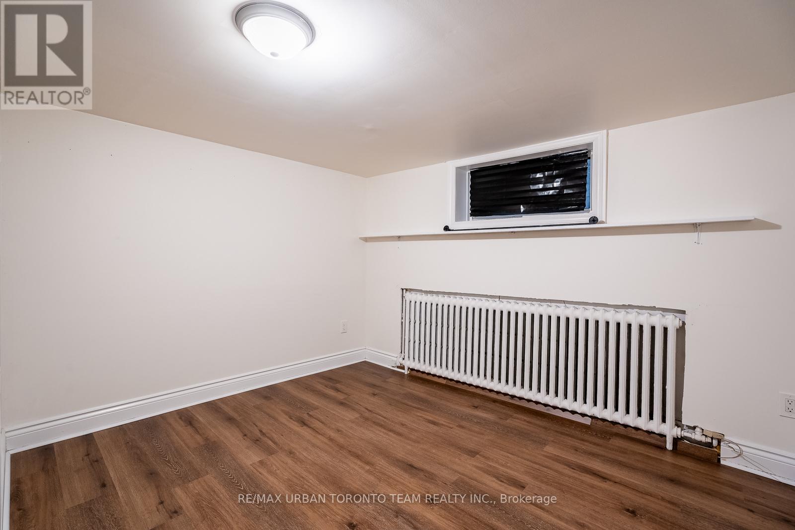 Lower - 1277 Broadview Avenue, Toronto, Ontario  M4K 2T5 - Photo 15 - E12533180