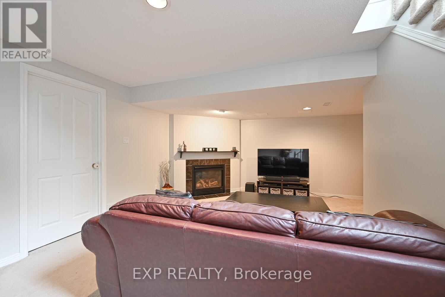 677 Wildshore Crescent, Ottawa, Ontario  K1V 1Y1 - Photo 29 - X12699752