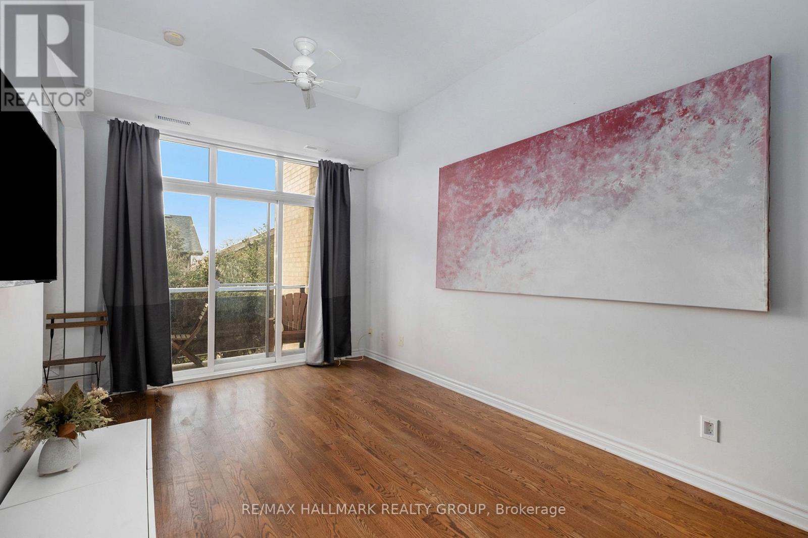 207 - 682 Churchill Avenue N, Ottawa, Ontario  K1Z 5G5 - Photo 4 - X12699860