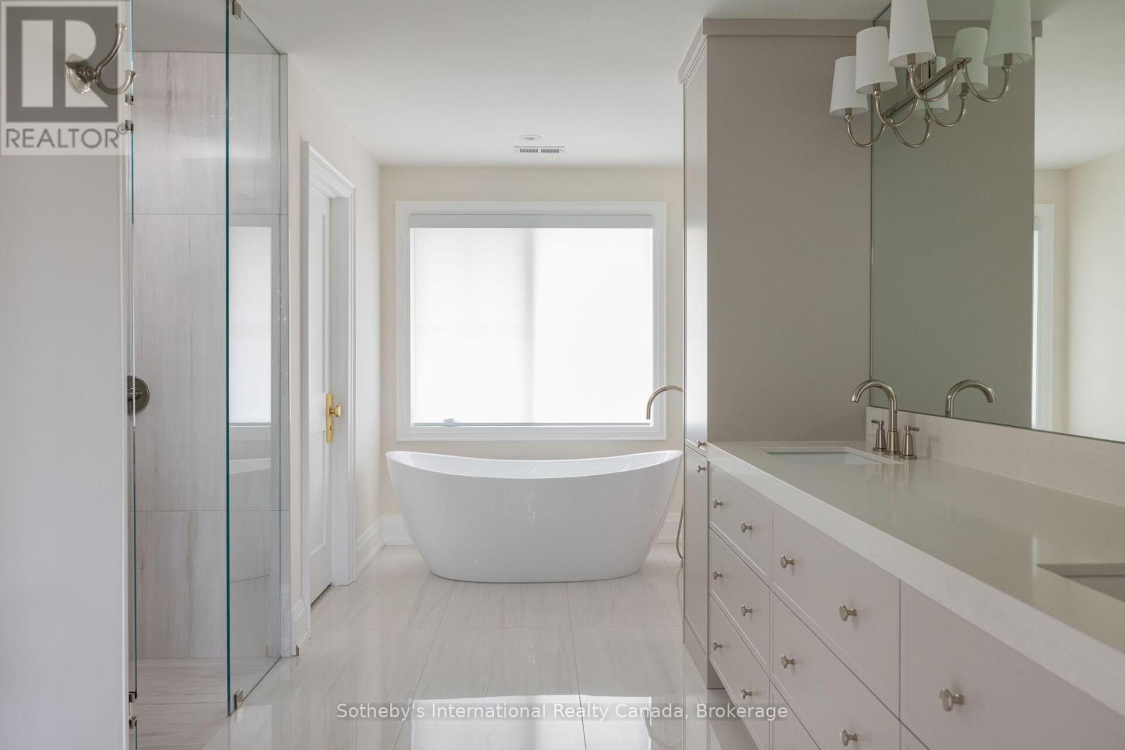 246 Cairncroft Road, Oakville, Ontario  L4J 4M3 - Photo 22 - W12699804