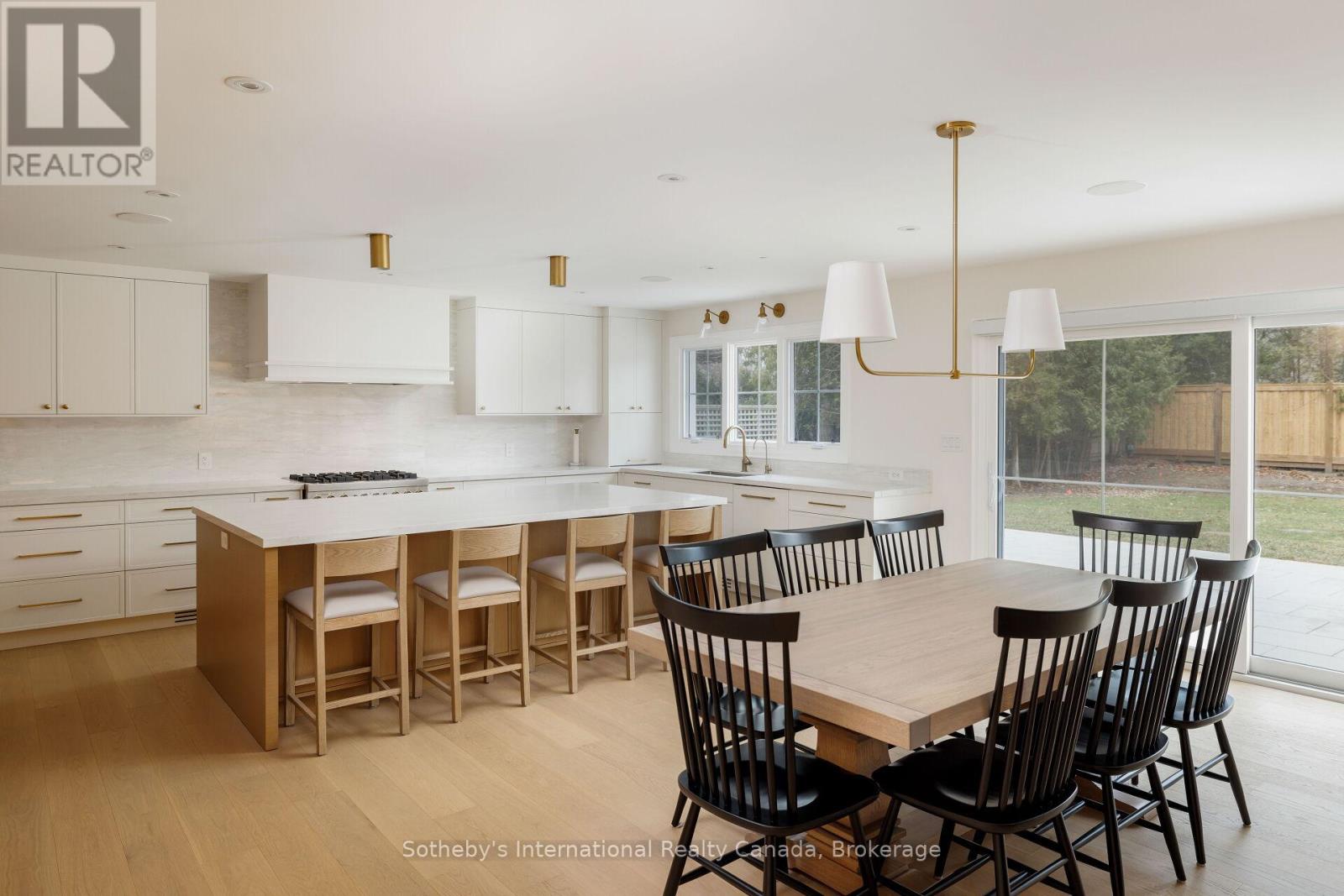 246 Cairncroft Road, Oakville, Ontario  L4J 4M3 - Photo 7 - W12699804