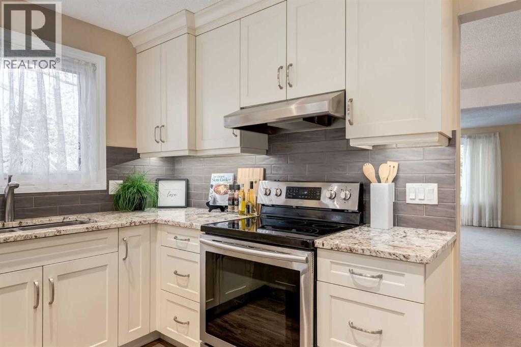 3 Hawkcliff Way Nw, Calgary, Alberta  T3G 2R8 - Photo 11 - A2279062