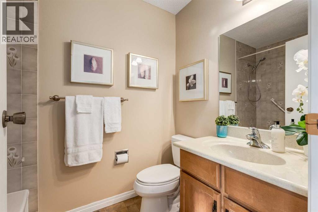 3 Hawkcliff Way Nw, Calgary, Alberta  T3G 2R8 - Photo 20 - A2279062