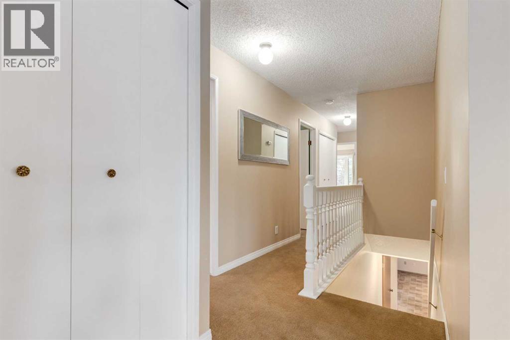 3 Hawkcliff Way Nw, Calgary, Alberta  T3G 2R8 - Photo 24 - A2279062