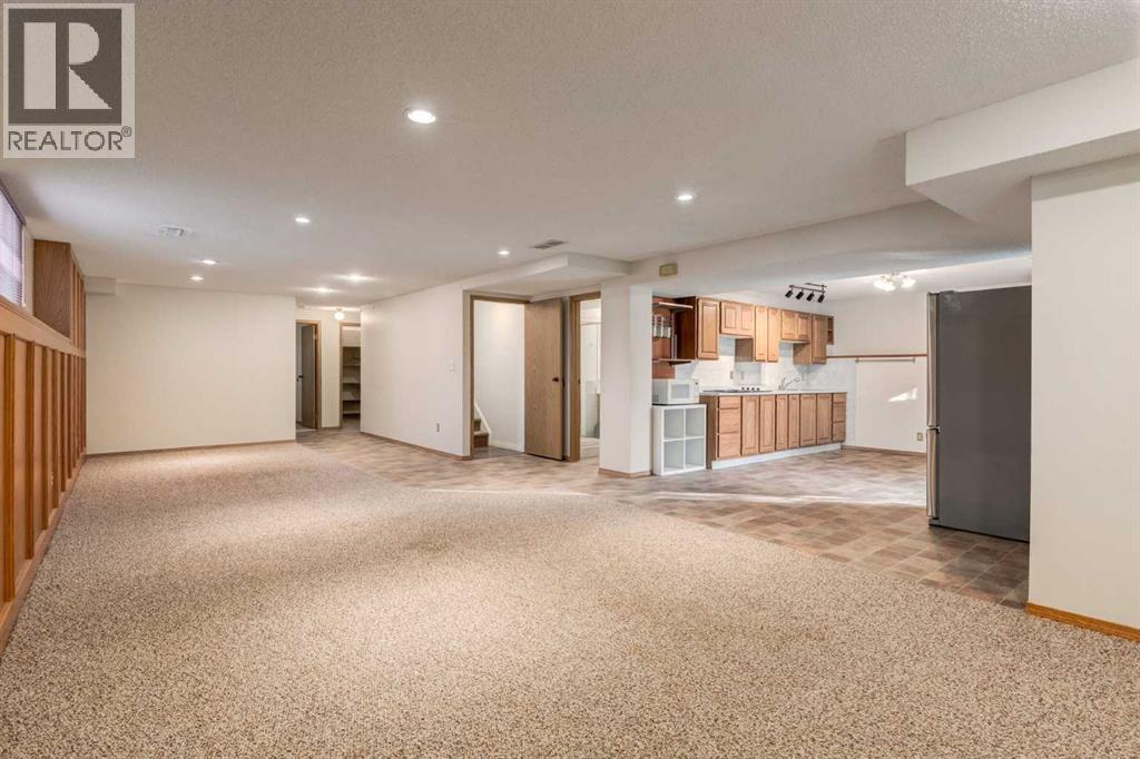 3 Hawkcliff Way Nw, Calgary, Alberta  T3G 2R8 - Photo 26 - A2279062