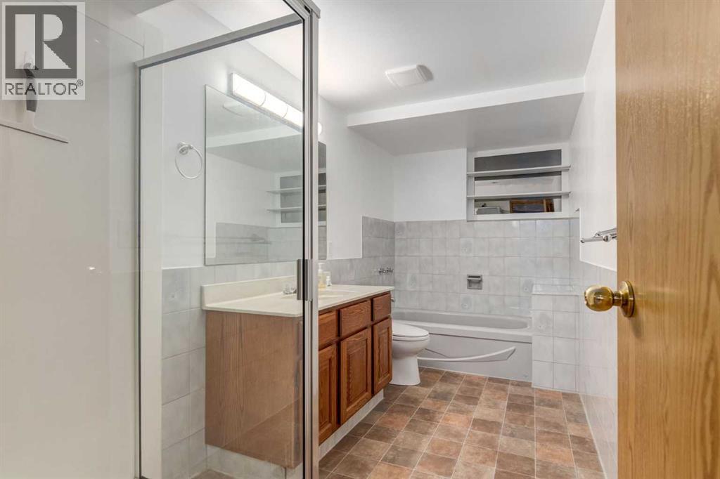 3 Hawkcliff Way Nw, Calgary, Alberta  T3G 2R8 - Photo 32 - A2279062