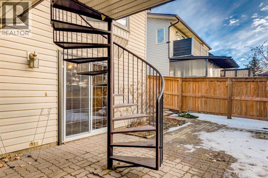 3 Hawkcliff Way Nw, Calgary, Alberta  T3G 2R8 - Photo 38 - A2279062