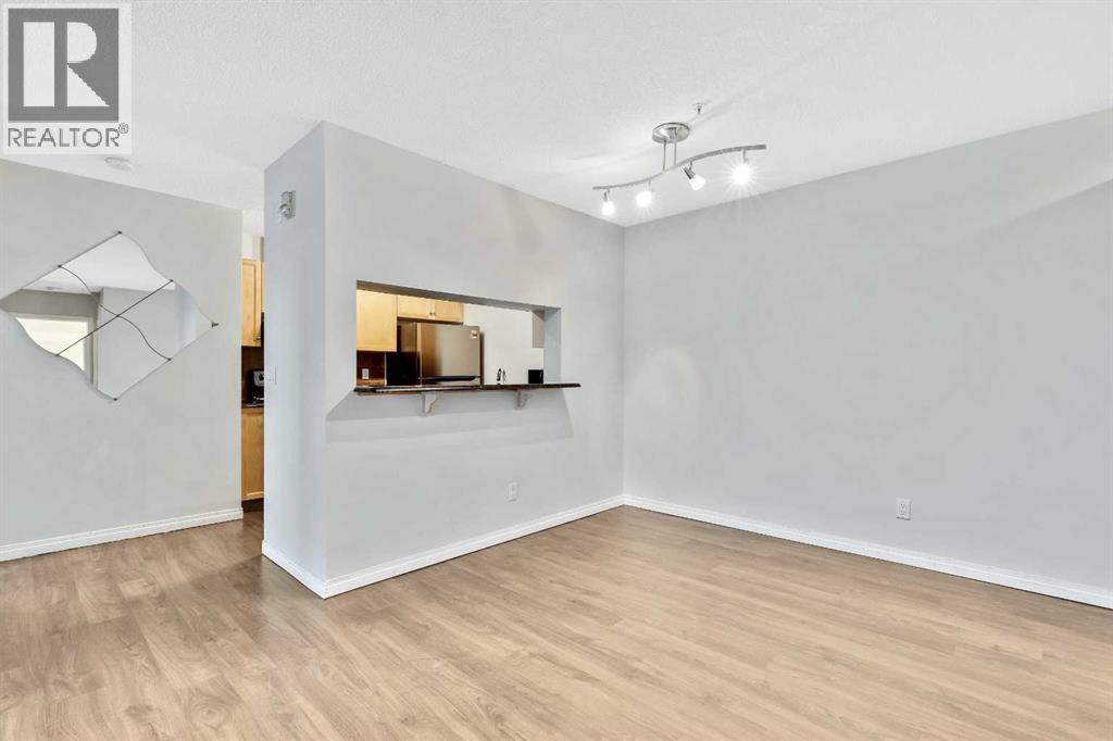 118, 2022 Canyon Meadows Drive Se, Calgary, Alberta  T2J 7H1 - Photo 4 - A2279172