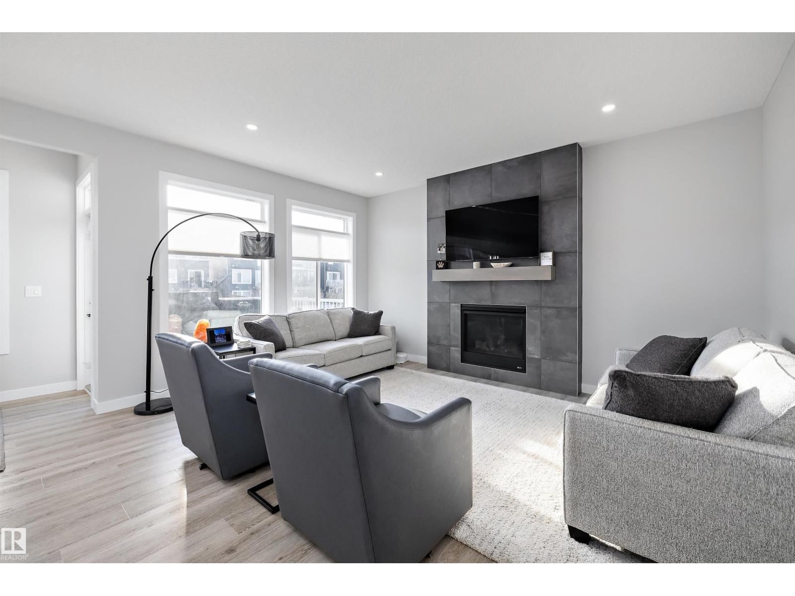 7027 54 Av, Beaumont, Alberta  T4X 2Z9 - Photo 6 - E4470131