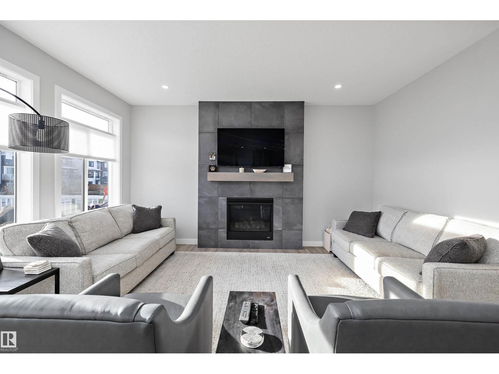 7027 54 Av, Beaumont, Alberta  T4X 2Z9 - Photo 7 - E4470131