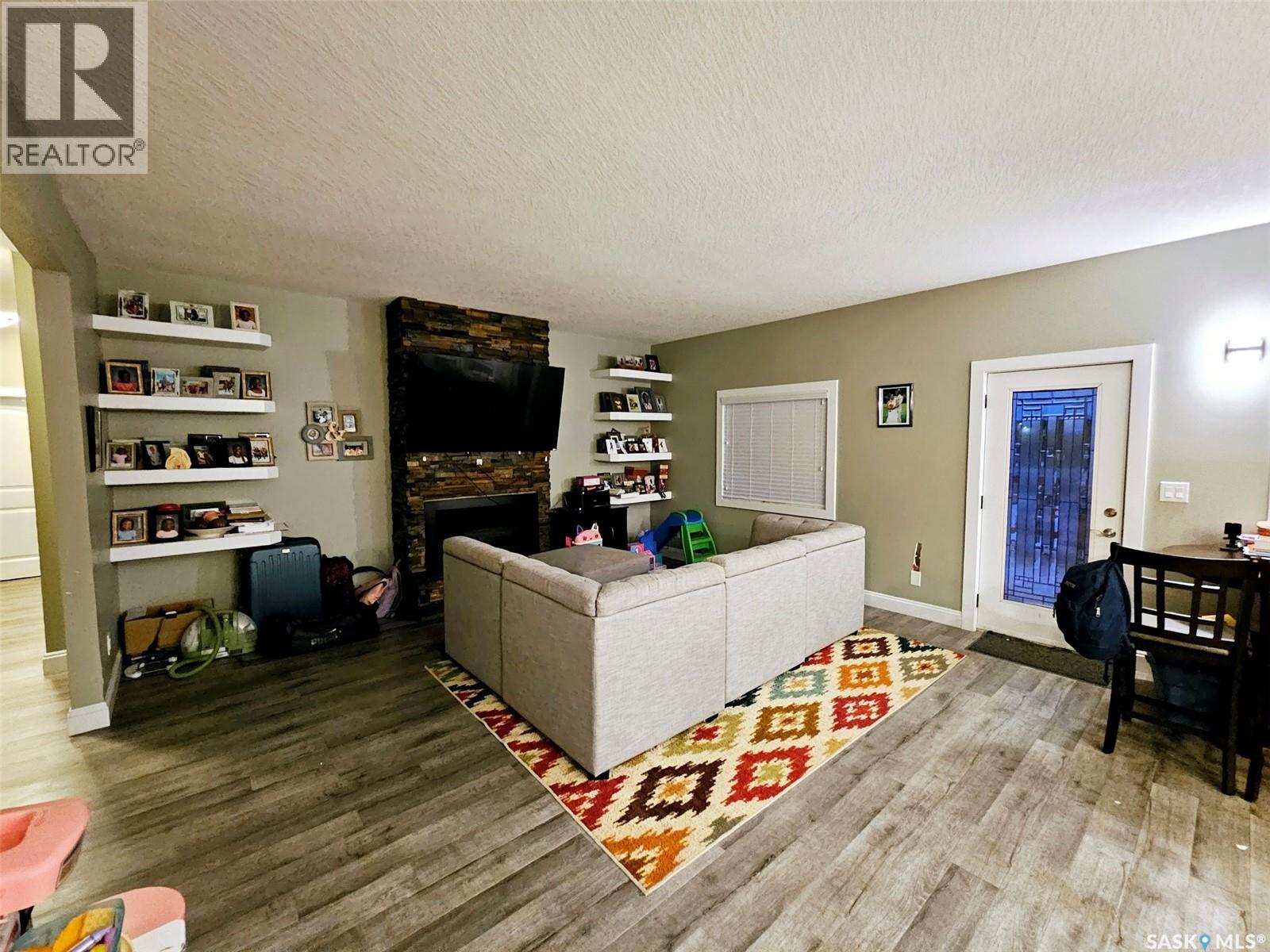 110 Ruckle Road, Carlyle, Saskatchewan  S0C 0R0 - Photo 5 - SK025664