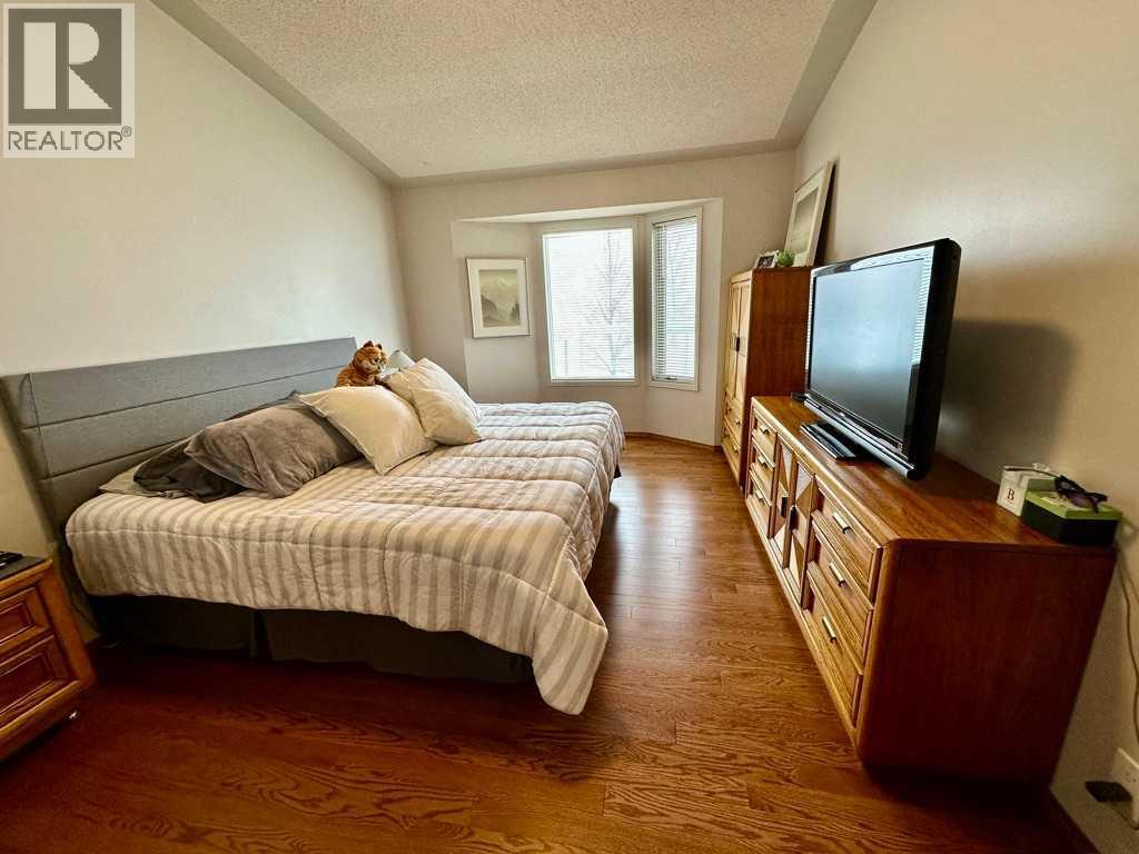 211 Canyon Boulevard W, Lethbridge, Alberta  T1K 6V1 - Photo 11 - A2279135