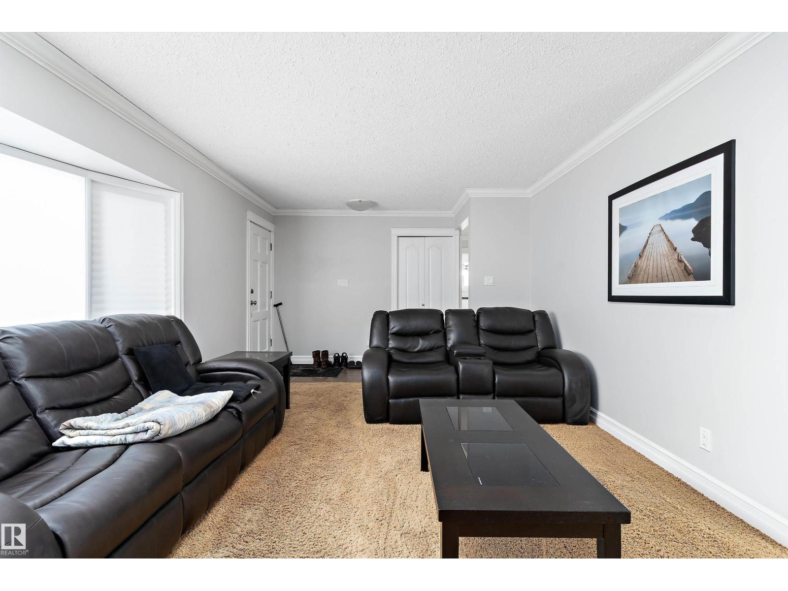 1115 82 St Nw, Edmonton, Alberta  T6K 1X5 - Photo 4 - E4470139