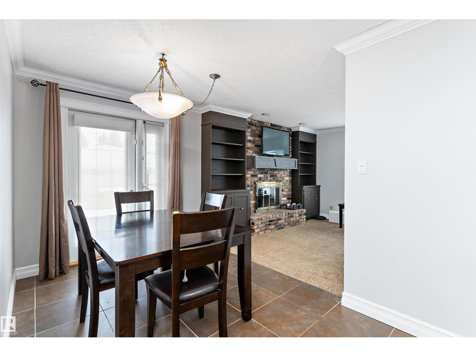 1115 82 St Nw, Edmonton, Alberta  T6K 1X5 - Photo 9 - E4470139