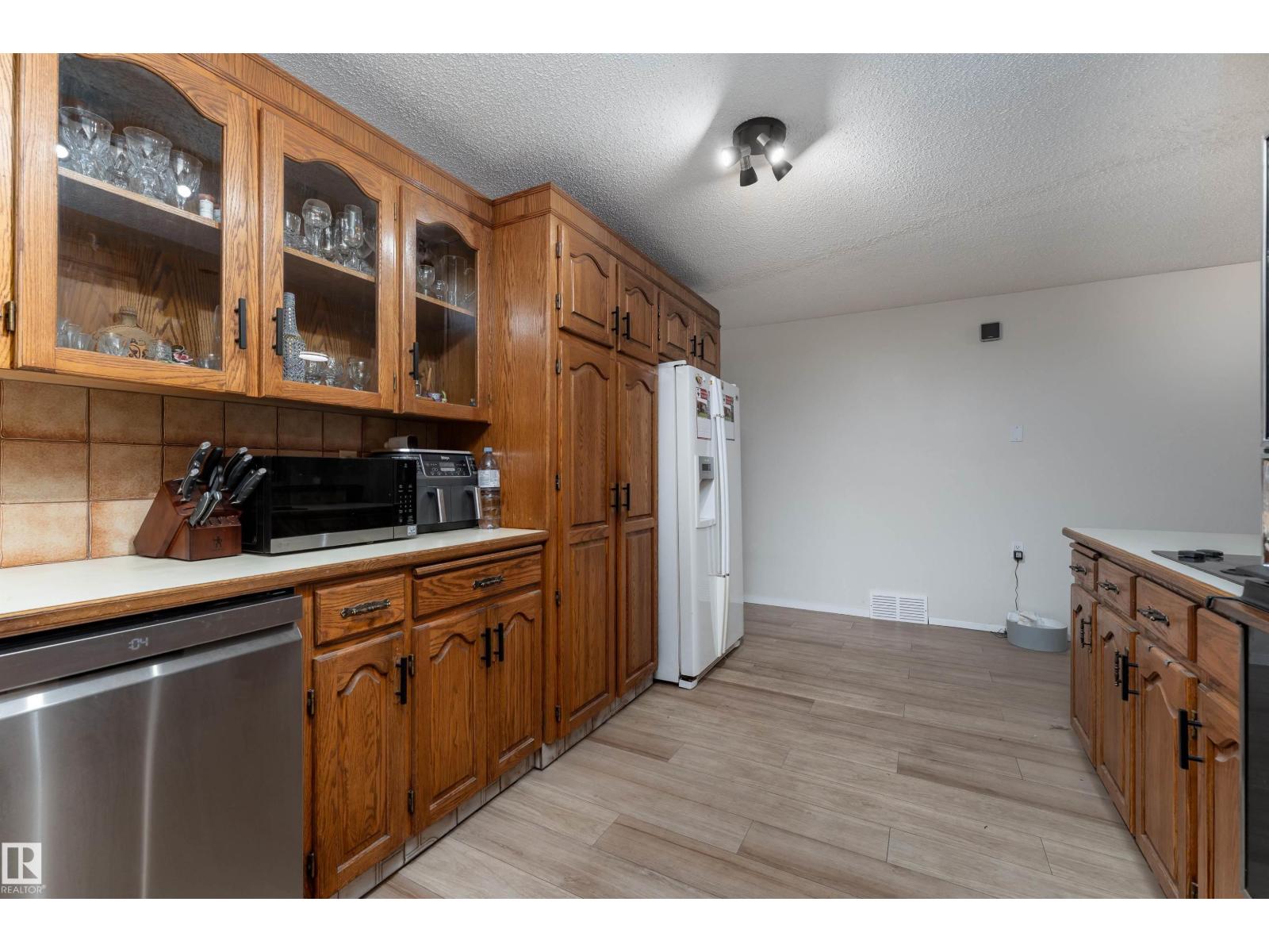 11020 171 Av Nw, Edmonton, Alberta  T5X 3J6 - Photo 15 - E4470143