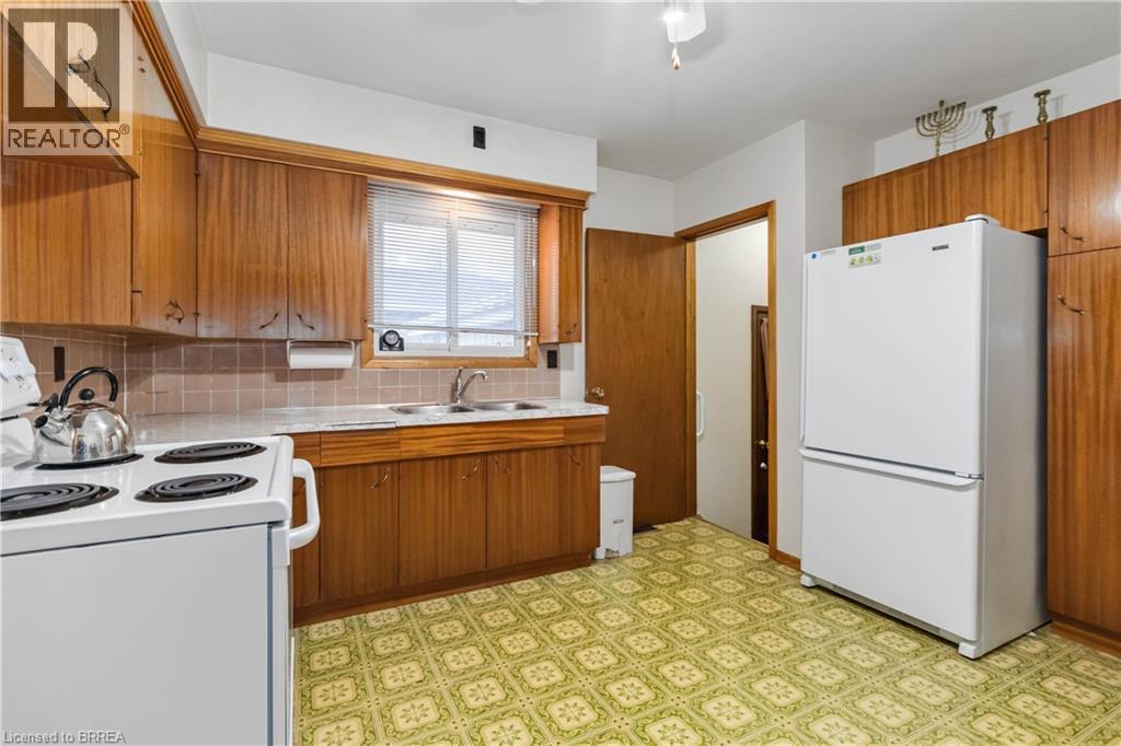 16 Paris Road, Brantford, Ontario  N3R 1H7 - Photo 16 - 40797692