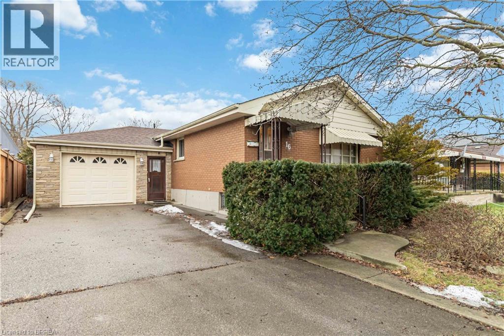 16 Paris Road, Brantford, Ontario  N3R 1H7 - Photo 2 - 40797692