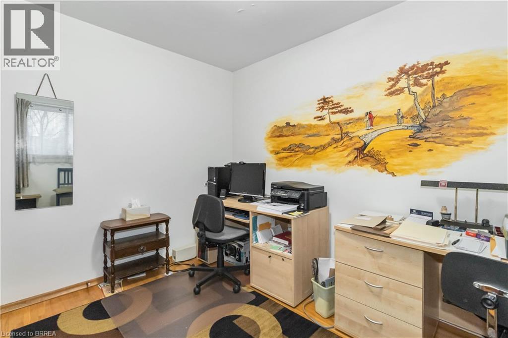 16 Paris Road, Brantford, Ontario  N3R 1H7 - Photo 30 - 40797692